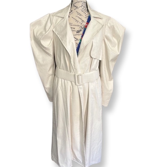 Faux Leather Single Breasted White trench w Statement Sleeve - Picture 3 of 15